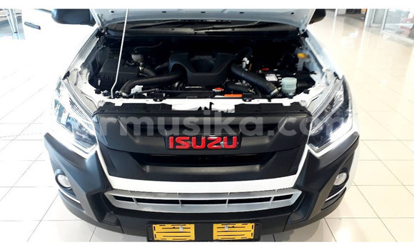 Acheter Occasion Voiture Isuzu KB Blanc à Beitbridge, Matabeleland South Acheter Occasion Voiture Isuzu KB Blanc à Beitbridge, Matabeleland South