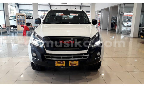 Acheter Occasion Voiture Isuzu KB Blanc à Beitbridge, Matabeleland South Acheter Occasion Voiture Isuzu KB Blanc à Beitbridge, Matabeleland South