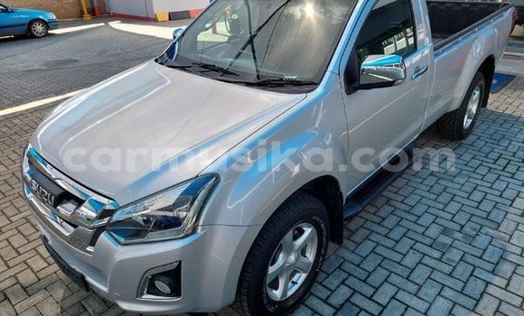 Acheter Occasion Voiture Isuzu KB Gris à Beitbridge, Matabeleland South Acheter Occasion Voiture Isuzu KB Gris à Beitbridge, Matabeleland South