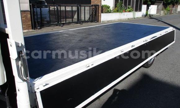 Acheter Occasion Utilitaire Toyota Dyna Blanc à Beitbridge, Matabeleland South Acheter Occasion Utilitaire Toyota Dyna Blanc à Beitbridge, Matabeleland South