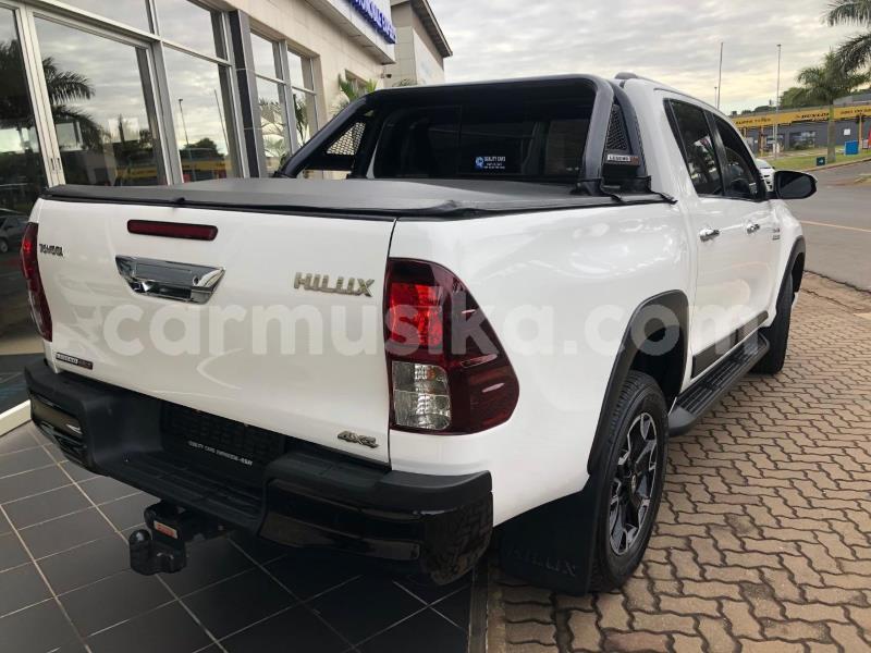 Big with watermark toyota hilux matabeleland south beitbridge 28056