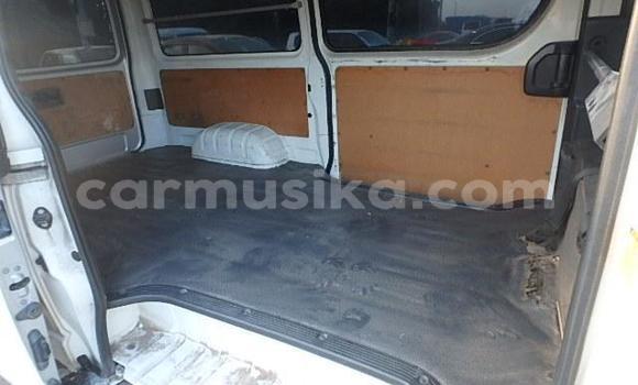 Buy Used Toyota Hiace Silver Car in Beitbridge in Matabeleland South Buy Used Toyota Hiace Silver Car in Beitbridge in Matabeleland South