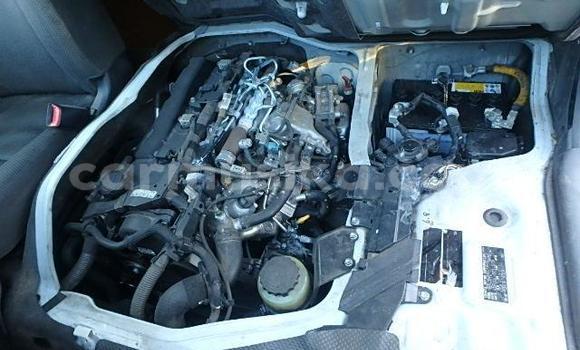 Buy Used Toyota Hiace Silver Car in Beitbridge in Matabeleland South Buy Used Toyota Hiace Silver Car in Beitbridge in Matabeleland South