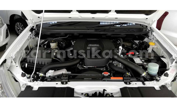 Buy Used Isuzu KB White Car in Beitbridge in Matabeleland South Buy Used Isuzu KB White Car in Beitbridge in Matabeleland South