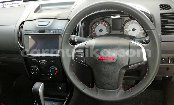 Buy Used Isuzu KB White Car in Beitbridge in Matabeleland South Buy Used Isuzu KB White Car in Beitbridge in Matabeleland South