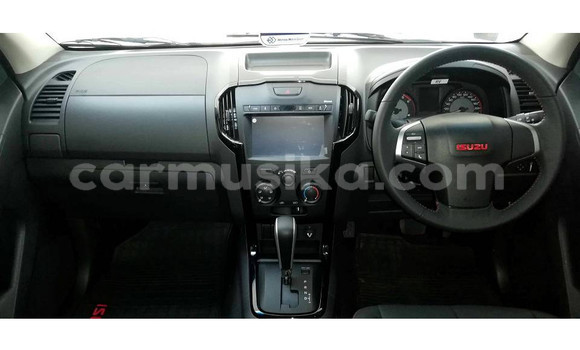 Buy Used Isuzu KB White Car in Beitbridge in Matabeleland South Buy Used Isuzu KB White Car in Beitbridge in Matabeleland South