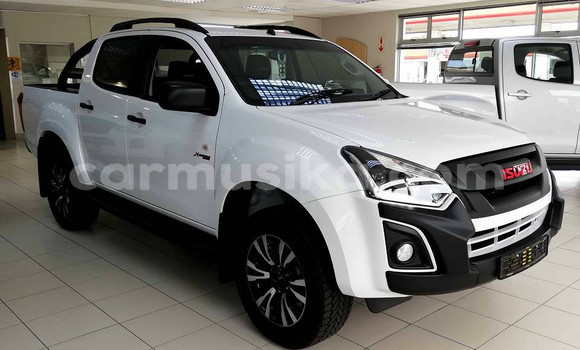Buy Used Isuzu KB White Car in Beitbridge in Matabeleland South Buy Used Isuzu KB White Car in Beitbridge in Matabeleland South