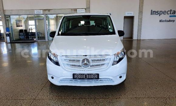 Nunua Ilio tumika Mercedes‒Benz Vito Nyeupe Gari ndani ya Beitbridge nchini Matabeleland Kusini Nunua Ilio tumika Mercedes‒Benz Vito Nyeupe Gari ndani ya Beitbridge nchini Matabeleland Kusini
