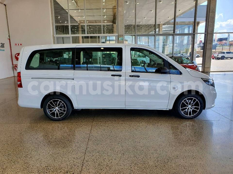 Big with watermark mercedes benz vito matabeleland south beitbridge 28062