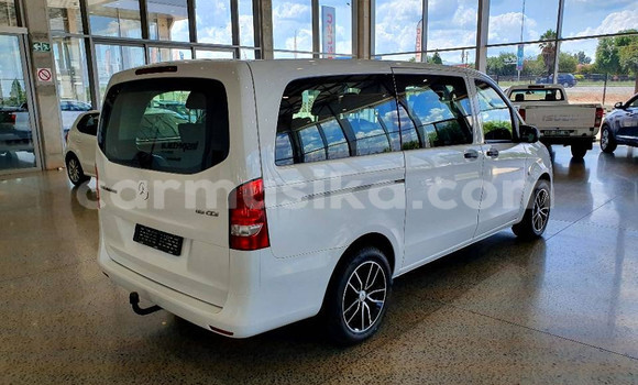 Nunua Ilio tumika Mercedes‒Benz Vito Nyeupe Gari ndani ya Beitbridge nchini Matabeleland Kusini Nunua Ilio tumika Mercedes‒Benz Vito Nyeupe Gari ndani ya Beitbridge nchini Matabeleland Kusini