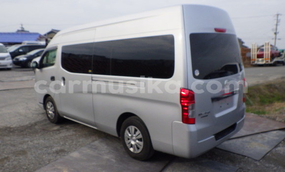Acheter Occasion Voiture Nissan Caravan Gris à Harare, Harare Acheter Occasion Voiture Nissan Caravan Gris à Harare, Harare