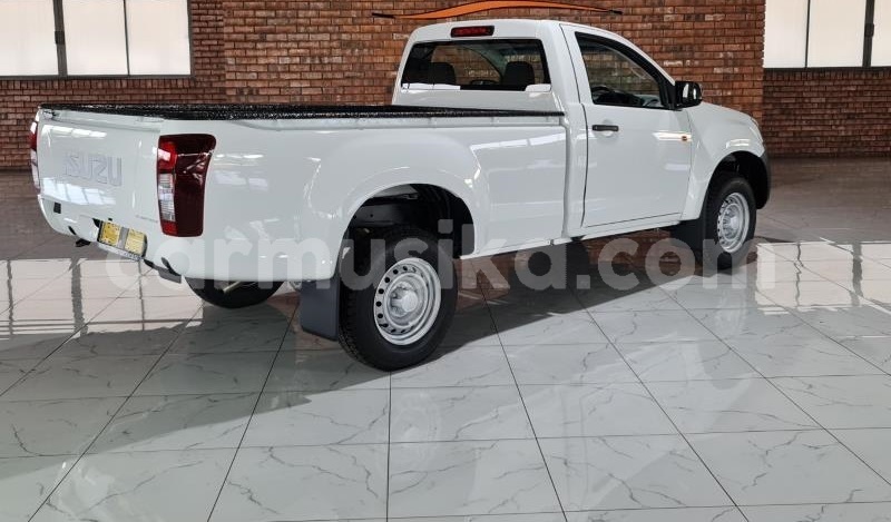 Big with watermark isuzu d max harare harare 28069