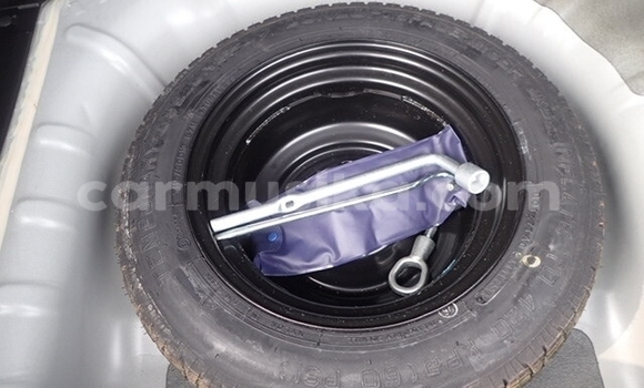 Acheter Occasion Voiture Honda Fit Blanc à Beitbridge, Matabeleland South Acheter Occasion Voiture Honda Fit Blanc à Beitbridge, Matabeleland South