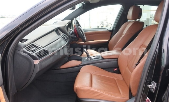 Acheter Occasion Voiture BMW X6 M Noir à Beitbridge, Matabeleland South Acheter Occasion Voiture BMW X6 M Noir à Beitbridge, Matabeleland South