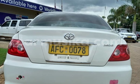 Tenga Tsaru Toyota Mark X Chena Mota in Harare in Harare Tenga Tsaru Toyota Mark X Chena Mota in Harare in Harare