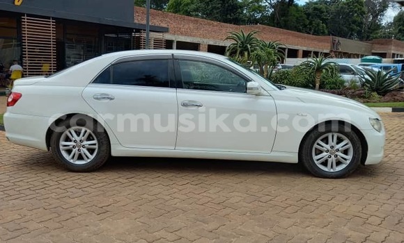 Tenga Tsaru Toyota Mark X Chena Mota in Harare in Harare Tenga Tsaru Toyota Mark X Chena Mota in Harare in Harare