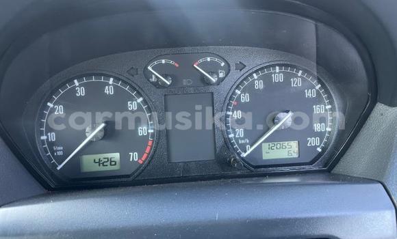 Buy Used Volkswagen Golf White Car in Beitbridge in Matabeleland South Buy Used Volkswagen Golf White Car in Beitbridge in Matabeleland South