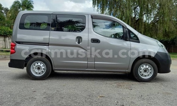 Buy Import Nissan NV200 Silver Car in Harare in Harare Buy Import Nissan NV200 Silver Car in Harare in Harare