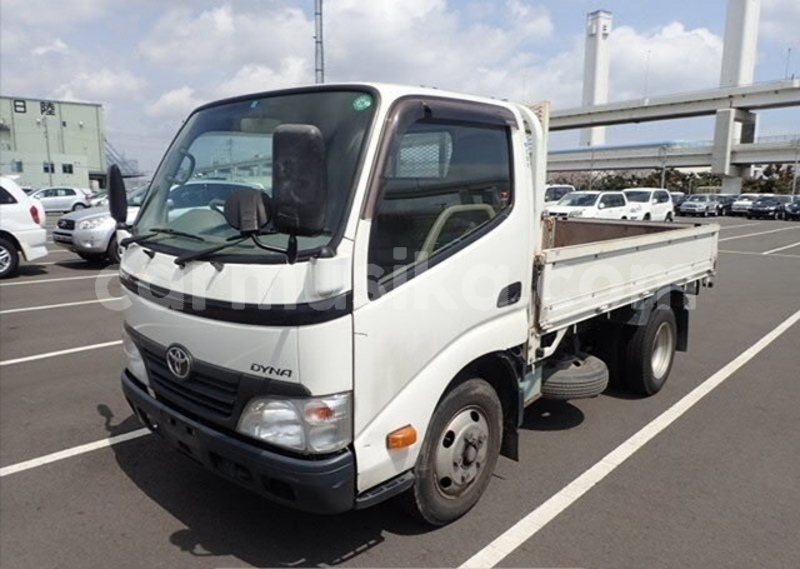 Big with watermark toyota dyna matabeleland south beitbridge 28084