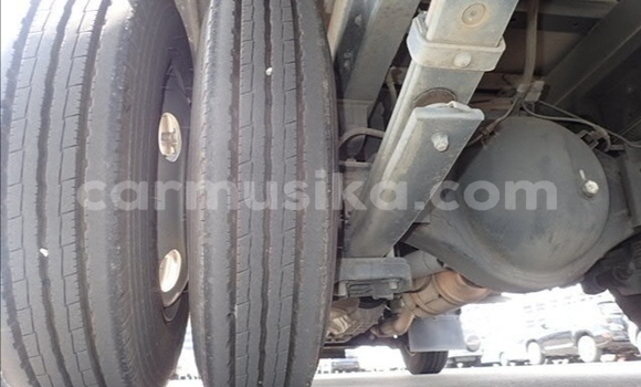 Nunua Ilio tumika Toyota Dyna Nyeupe Gari ndani ya Beitbridge nchini Matabeleland Kusini Nunua Ilio tumika Toyota Dyna Nyeupe Gari ndani ya Beitbridge nchini Matabeleland Kusini