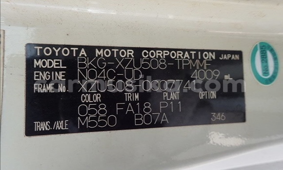 Nunua Ilio tumika Toyota Dyna Nyeupe Gari ndani ya Beitbridge nchini Matabeleland Kusini Nunua Ilio tumika Toyota Dyna Nyeupe Gari ndani ya Beitbridge nchini Matabeleland Kusini