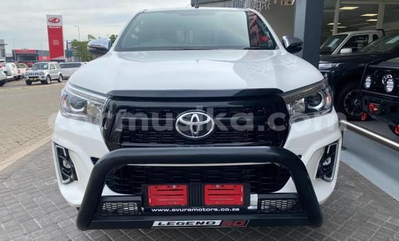 Nunua Ilio tumika Toyota Hilux Nyeupe Gari ndani ya Beitbridge nchini Matabeleland Kusini Nunua Ilio tumika Toyota Hilux Nyeupe Gari ndani ya Beitbridge nchini Matabeleland Kusini