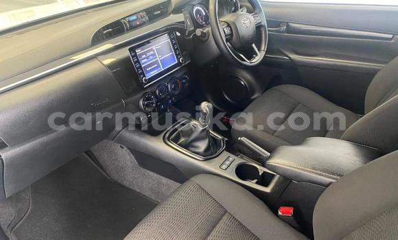 Nunua Ilio tumika Toyota Hilux Nyeupe Gari ndani ya Beitbridge nchini Matabeleland Kusini Nunua Ilio tumika Toyota Hilux Nyeupe Gari ndani ya Beitbridge nchini Matabeleland Kusini