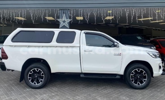 Nunua Ilio tumika Toyota Hilux Nyeupe Gari ndani ya Beitbridge nchini Matabeleland Kusini Nunua Ilio tumika Toyota Hilux Nyeupe Gari ndani ya Beitbridge nchini Matabeleland Kusini