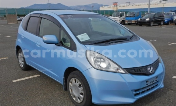 Buy Used Honda Fit Blue Car in Beitbridge in Matabeleland South