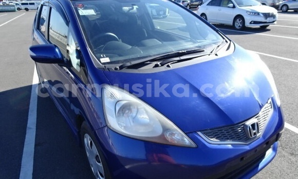 Nunua Ilio tumika Honda Fit Bluu Gari ndani ya Beitbridge nchini Matabeleland Kusini Nunua Ilio tumika Honda Fit Bluu Gari ndani ya Beitbridge nchini Matabeleland Kusini