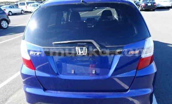 Nunua Ilio tumika Honda Fit Bluu Gari ndani ya Beitbridge nchini Matabeleland Kusini Nunua Ilio tumika Honda Fit Bluu Gari ndani ya Beitbridge nchini Matabeleland Kusini