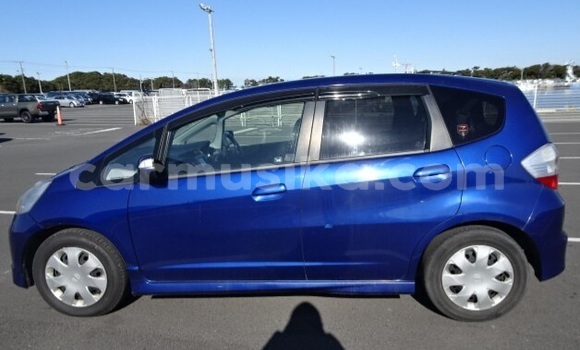 Nunua Ilio tumika Honda Fit Bluu Gari ndani ya Beitbridge nchini Matabeleland Kusini Nunua Ilio tumika Honda Fit Bluu Gari ndani ya Beitbridge nchini Matabeleland Kusini