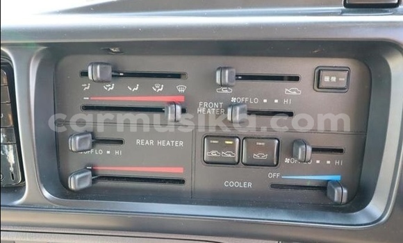 Acheter Occasion Voiture Toyota Coaster Blanc à Beitbridge, Matabeleland South Acheter Occasion Voiture Toyota Coaster Blanc à Beitbridge, Matabeleland South