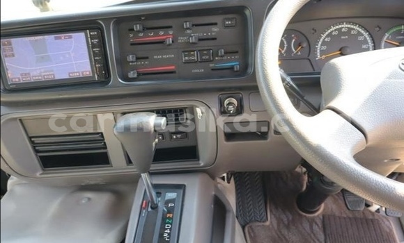 Acheter Occasion Voiture Toyota Coaster Blanc à Beitbridge, Matabeleland South Acheter Occasion Voiture Toyota Coaster Blanc à Beitbridge, Matabeleland South