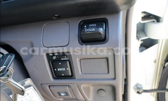 Acheter Occasion Voiture Toyota Coaster Blanc à Beitbridge, Matabeleland South Acheter Occasion Voiture Toyota Coaster Blanc à Beitbridge, Matabeleland South