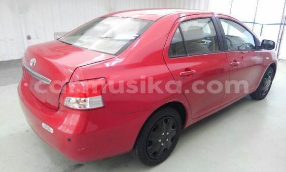 Acheter Occasion Voiture Toyota Belta Rouge à Beitbridge, Matabeleland South Acheter Occasion Voiture Toyota Belta Rouge à Beitbridge, Matabeleland South