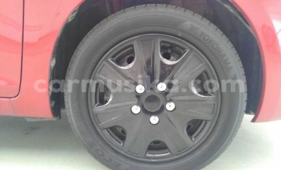 Acheter Occasion Voiture Toyota Belta Rouge à Beitbridge, Matabeleland South Acheter Occasion Voiture Toyota Belta Rouge à Beitbridge, Matabeleland South