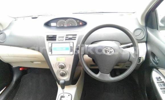 Acheter Occasion Voiture Toyota Belta Rouge à Beitbridge, Matabeleland South Acheter Occasion Voiture Toyota Belta Rouge à Beitbridge, Matabeleland South