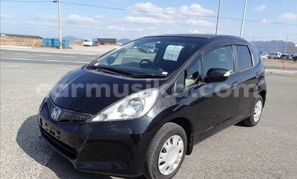 Buy Used Honda Fit Black Car in Beitbridge in Matabeleland South Buy Used Honda Fit Black Car in Beitbridge in Matabeleland South