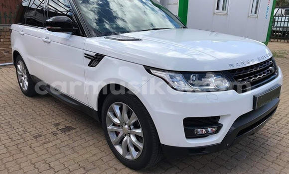 Tenga Tsaru Land Rover Range Rover Chena Mota in Beitbridge in Matabeleland South Tenga Tsaru Land Rover Range Rover Chena Mota in Beitbridge in Matabeleland South