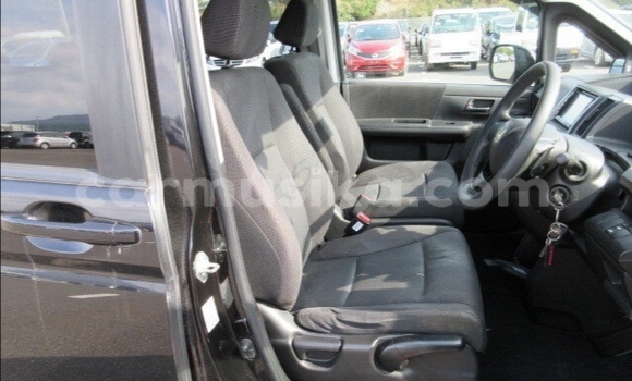 Acheter Occasion Voiture Honda Stepwgn Noir à Beitbridge, Matabeleland South Acheter Occasion Voiture Honda Stepwgn Noir à Beitbridge, Matabeleland South