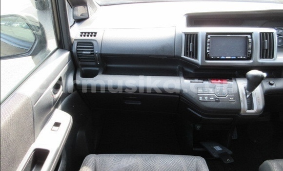 Acheter Occasion Voiture Honda Stepwgn Noir à Beitbridge, Matabeleland South Acheter Occasion Voiture Honda Stepwgn Noir à Beitbridge, Matabeleland South