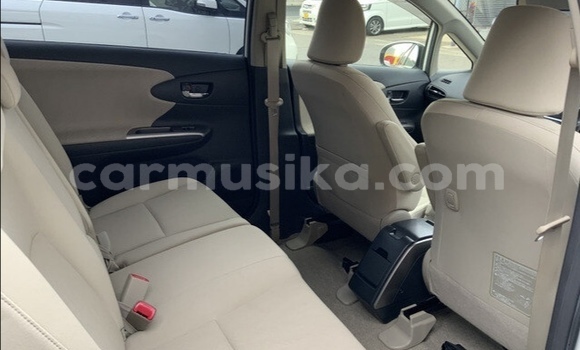 Acheter Occasion Voiture Toyota Wish Blanc à Beitbridge, Matabeleland South Acheter Occasion Voiture Toyota Wish Blanc à Beitbridge, Matabeleland South