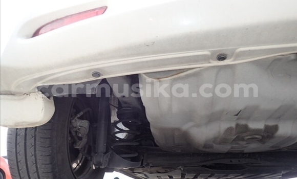 Nunua Ilio tumika Honda Fit Nyeupe Gari ndani ya Beitbridge nchini Matabeleland Kusini Nunua Ilio tumika Honda Fit Nyeupe Gari ndani ya Beitbridge nchini Matabeleland Kusini