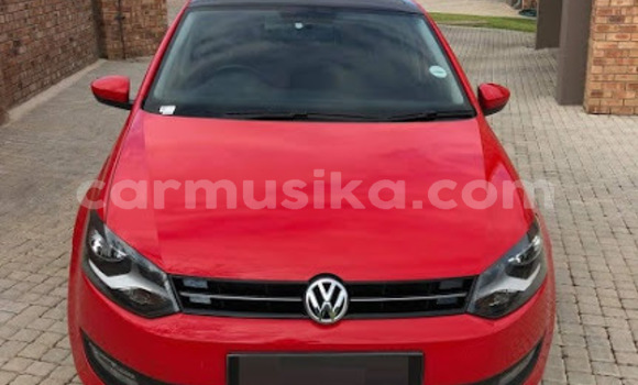 Acheter Occasion Voiture Volkswagen Polo Rouge à Beitbridge, Matabeleland South Acheter Occasion Voiture Volkswagen Polo Rouge à Beitbridge, Matabeleland South