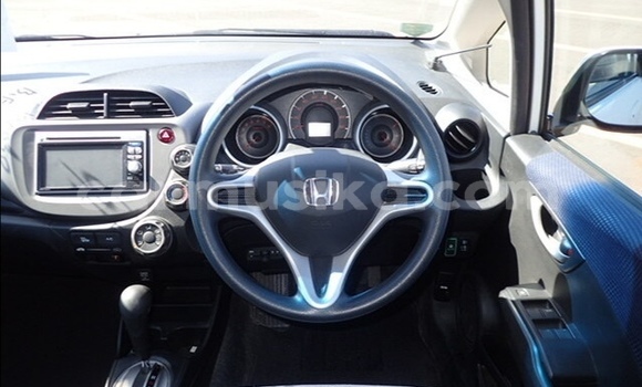 Nunua Ilio tumika Honda Fit Nyeupe Gari ndani ya Beitbridge nchini Matabeleland Kusini Nunua Ilio tumika Honda Fit Nyeupe Gari ndani ya Beitbridge nchini Matabeleland Kusini