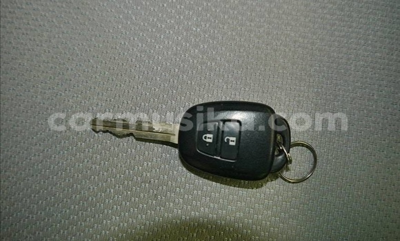 Nunua Ilio tumika Toyota Yaris Bluu Gari ndani ya Beitbridge nchini Matabeleland Kusini Nunua Ilio tumika Toyota Yaris Bluu Gari ndani ya Beitbridge nchini Matabeleland Kusini