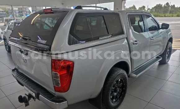 Acheter Occasion Voiture Nissan Navara Gris à Beitbridge, Matabeleland South Acheter Occasion Voiture Nissan Navara Gris à Beitbridge, Matabeleland South