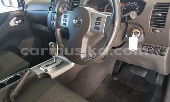 Acheter Occasion Voiture Nissan Navara Gris à Beitbridge, Matabeleland South Acheter Occasion Voiture Nissan Navara Gris à Beitbridge, Matabeleland South