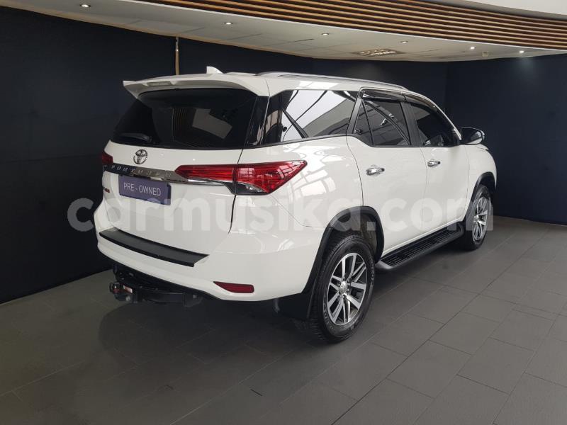 Big with watermark toyota fortuner matabeleland south beitbridge 28109